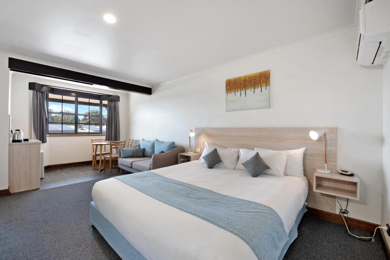 Hotel Olde Tudor 4*