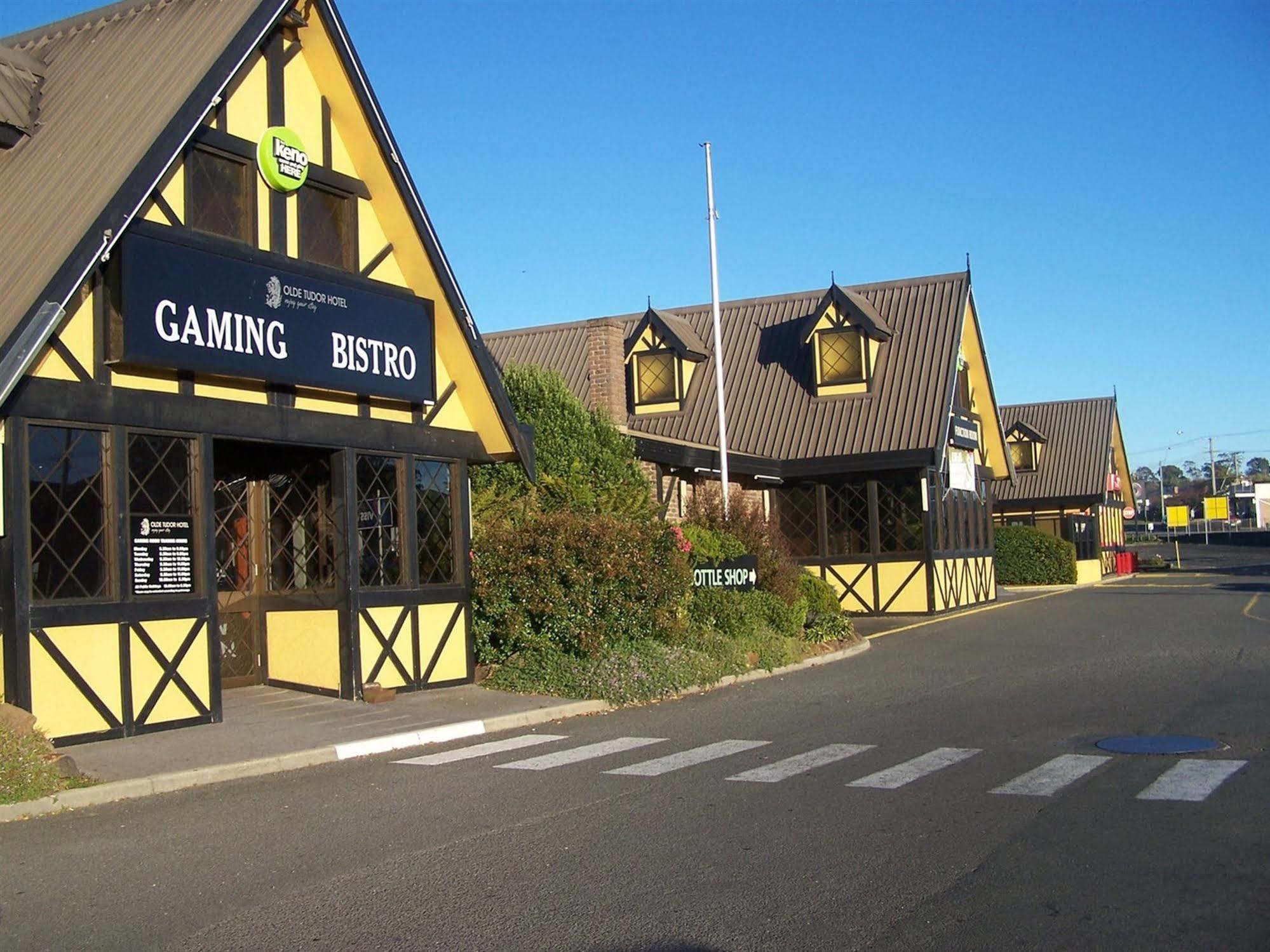 Hotel Olde Tudor